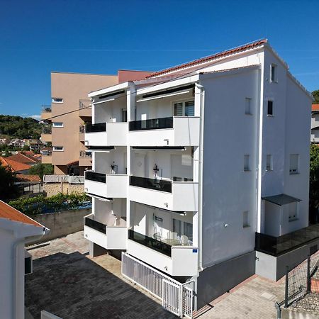 Apartmani- Lastro Trogir Ngoại thất bức ảnh