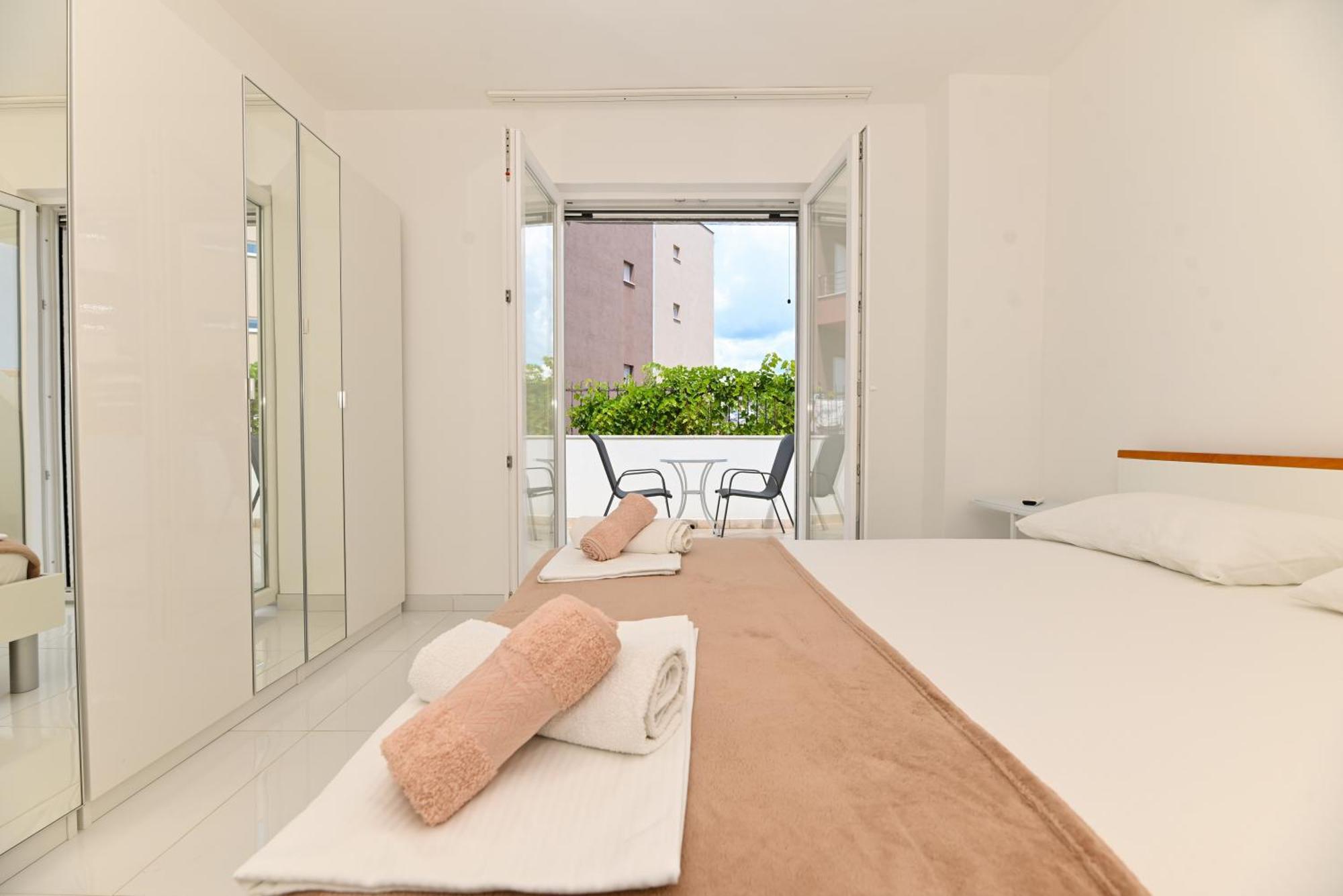 Apartmani- Lastro Trogir Ngoại thất bức ảnh