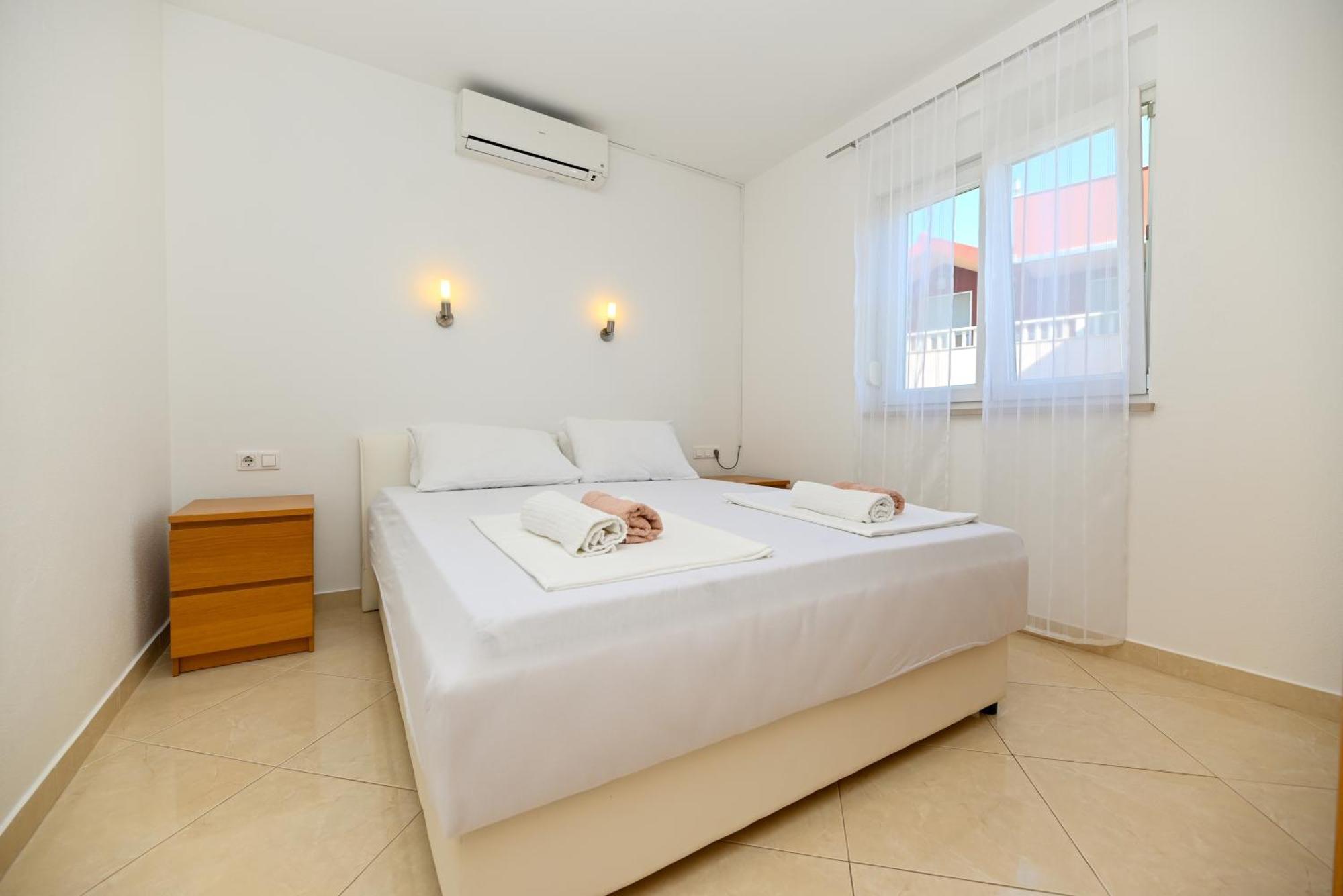 Apartmani- Lastro Trogir Ngoại thất bức ảnh