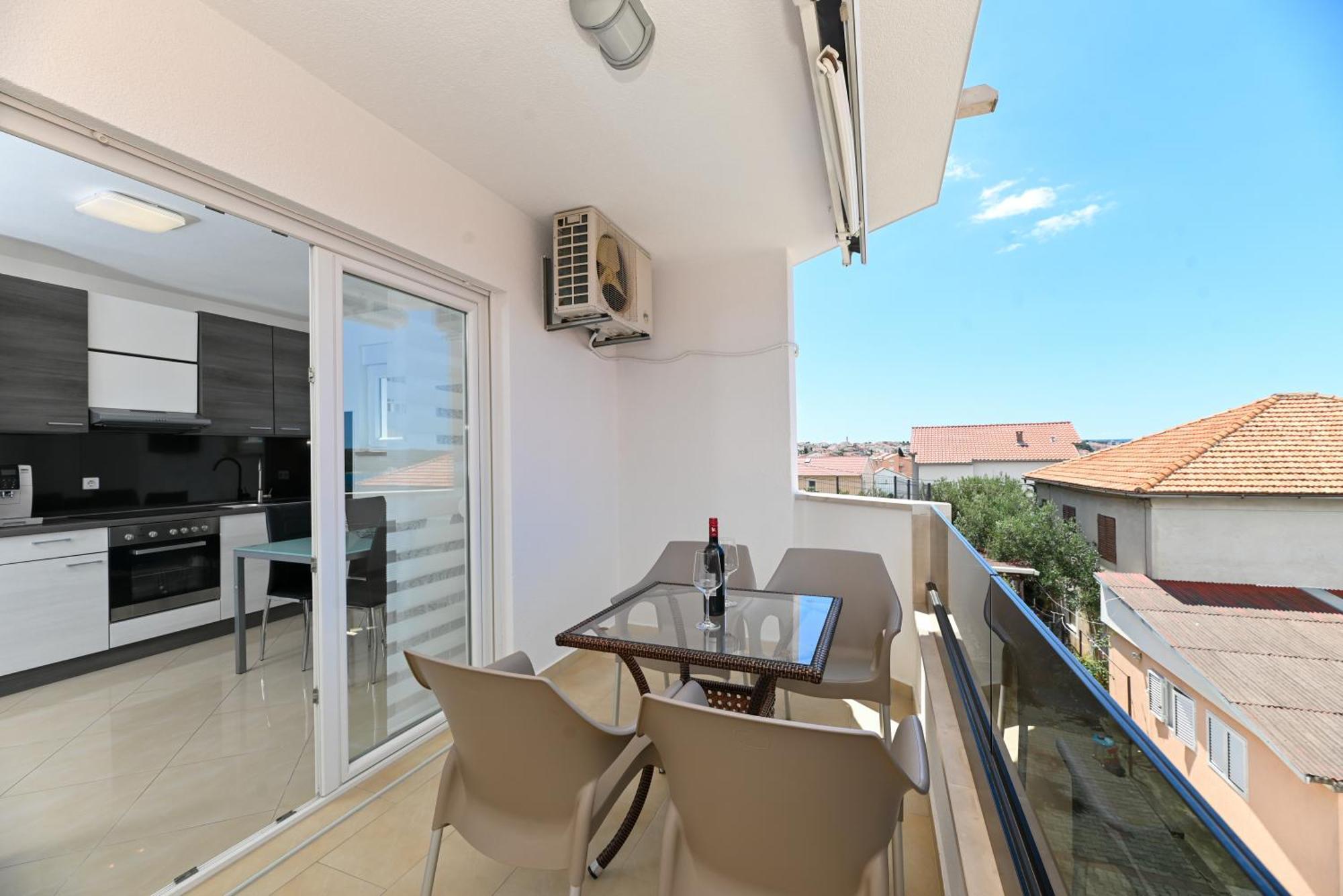 Apartmani- Lastro Trogir Ngoại thất bức ảnh