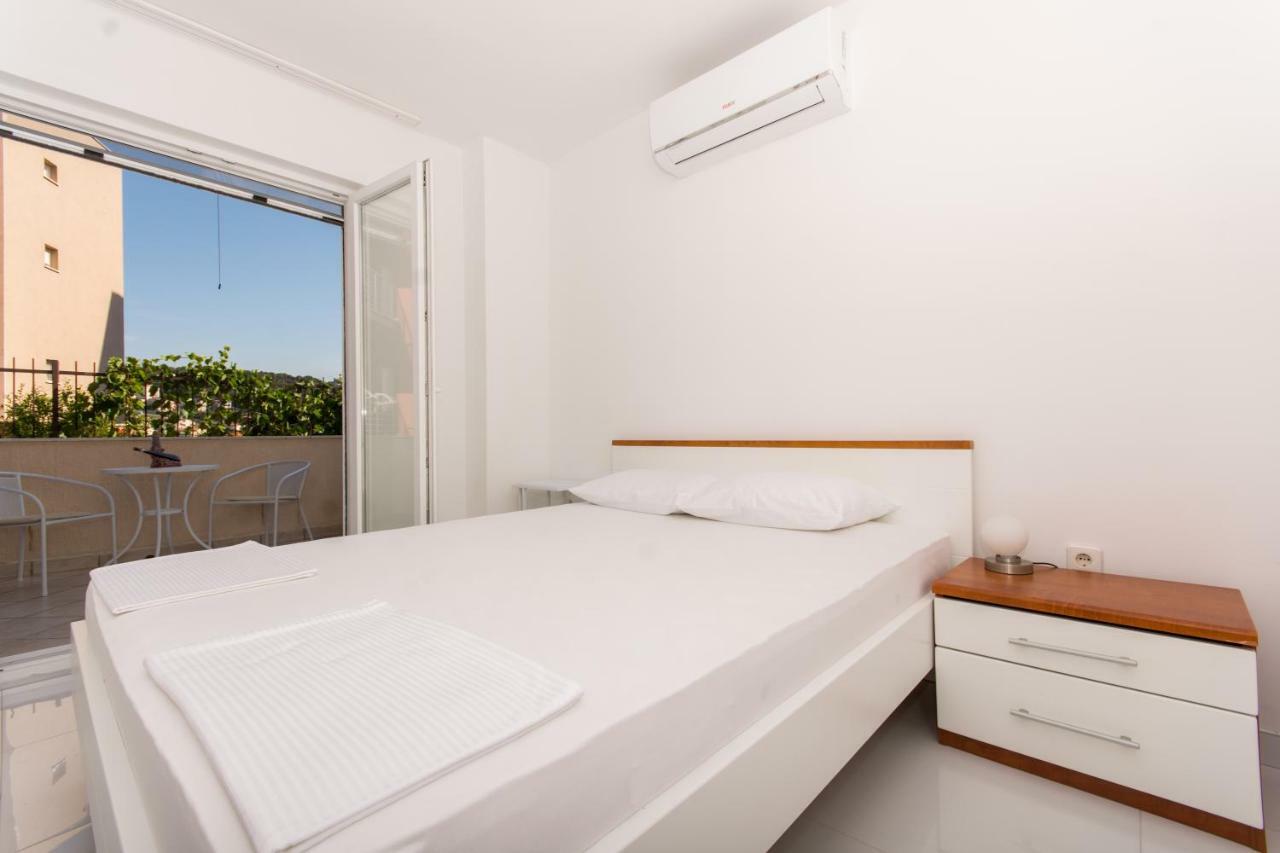 Apartmani- Lastro Trogir Ngoại thất bức ảnh