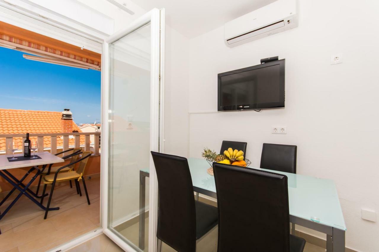 Apartmani- Lastro Trogir Ngoại thất bức ảnh