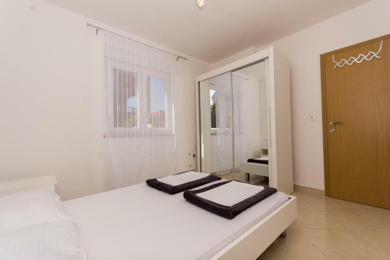 Apartmani- Lastro Trogir Ngoại thất bức ảnh