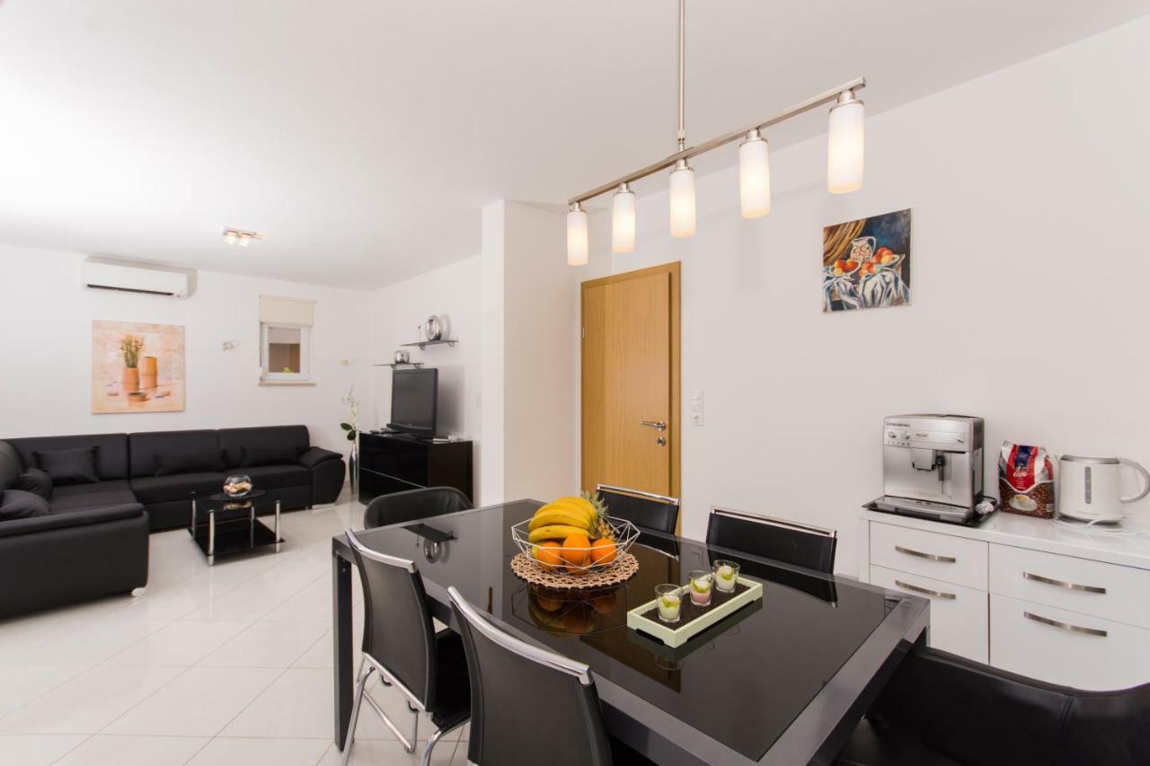 Apartmani- Lastro Trogir Ngoại thất bức ảnh