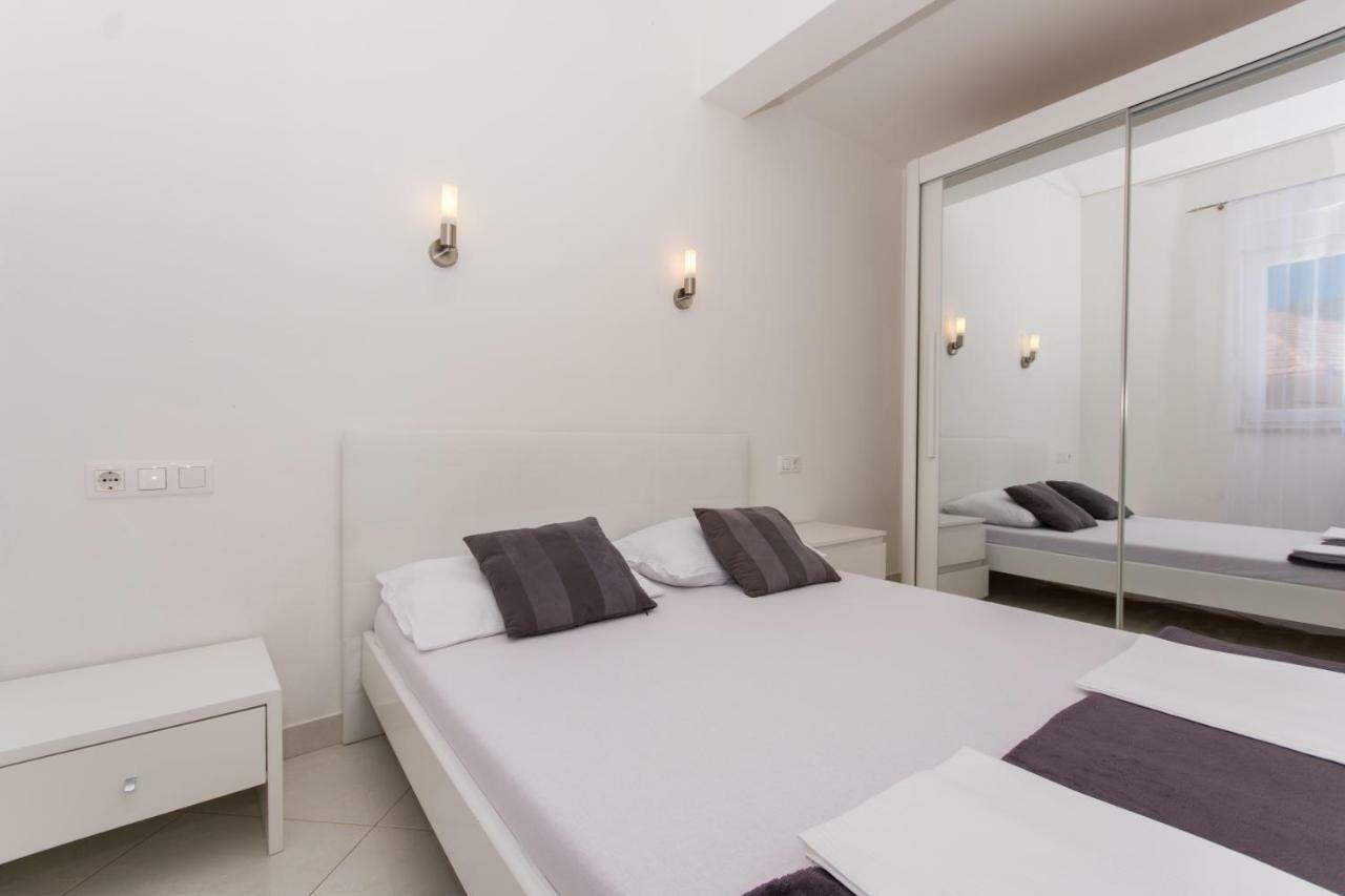 Apartmani- Lastro Trogir Ngoại thất bức ảnh