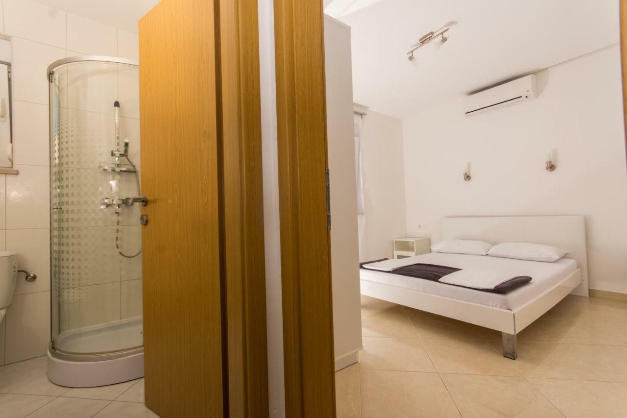 Apartmani- Lastro Trogir Ngoại thất bức ảnh